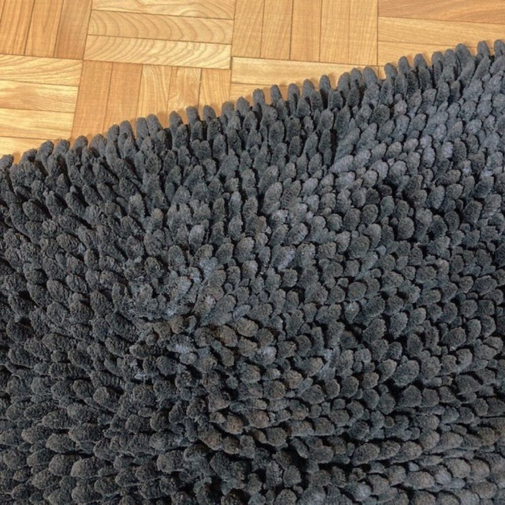 Simons Black Fluffy Bath Mat Rug - Picture 3 of 3